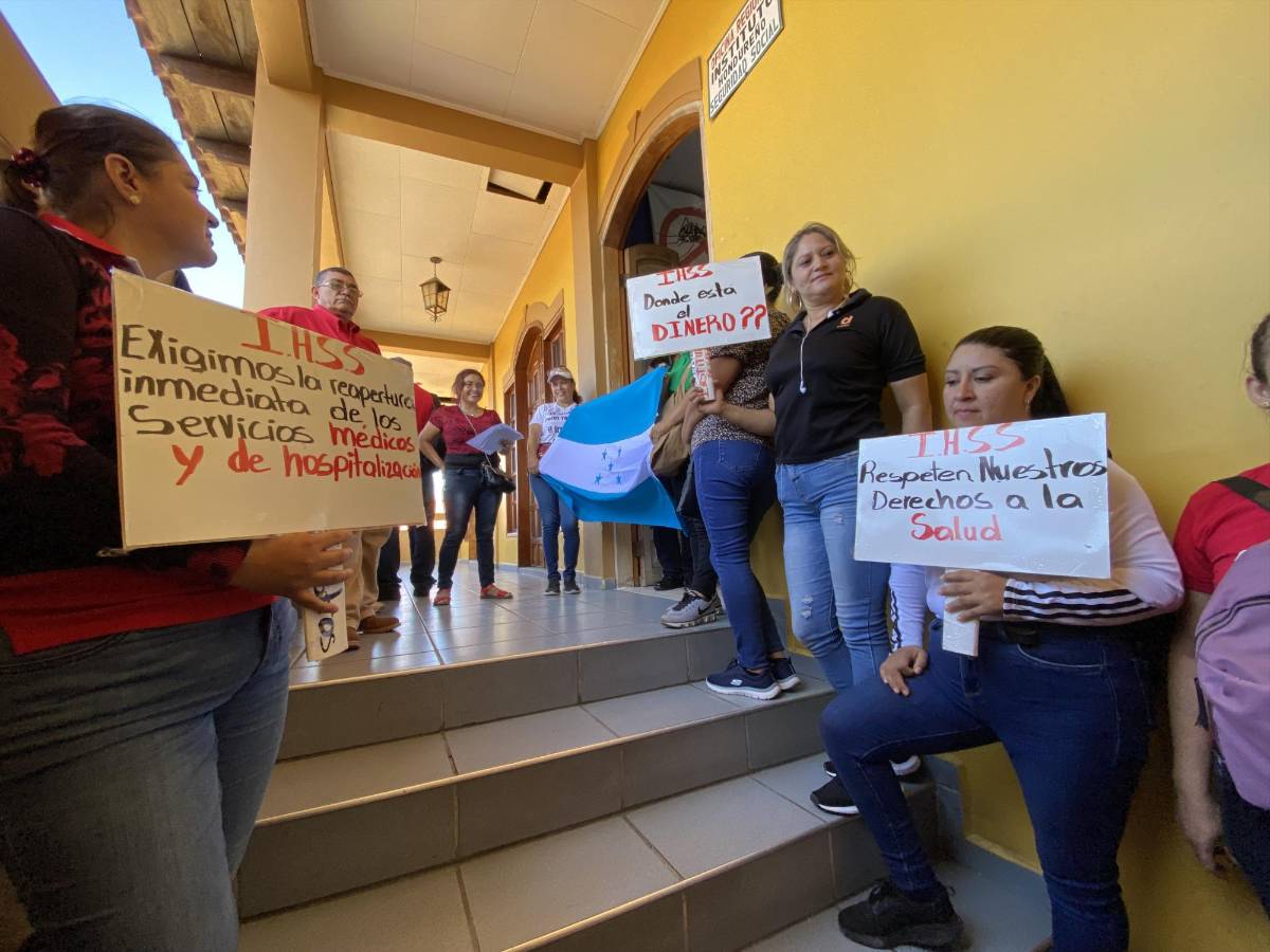 Copán: afiliados del IHSS exigen restablecimiento de servicios