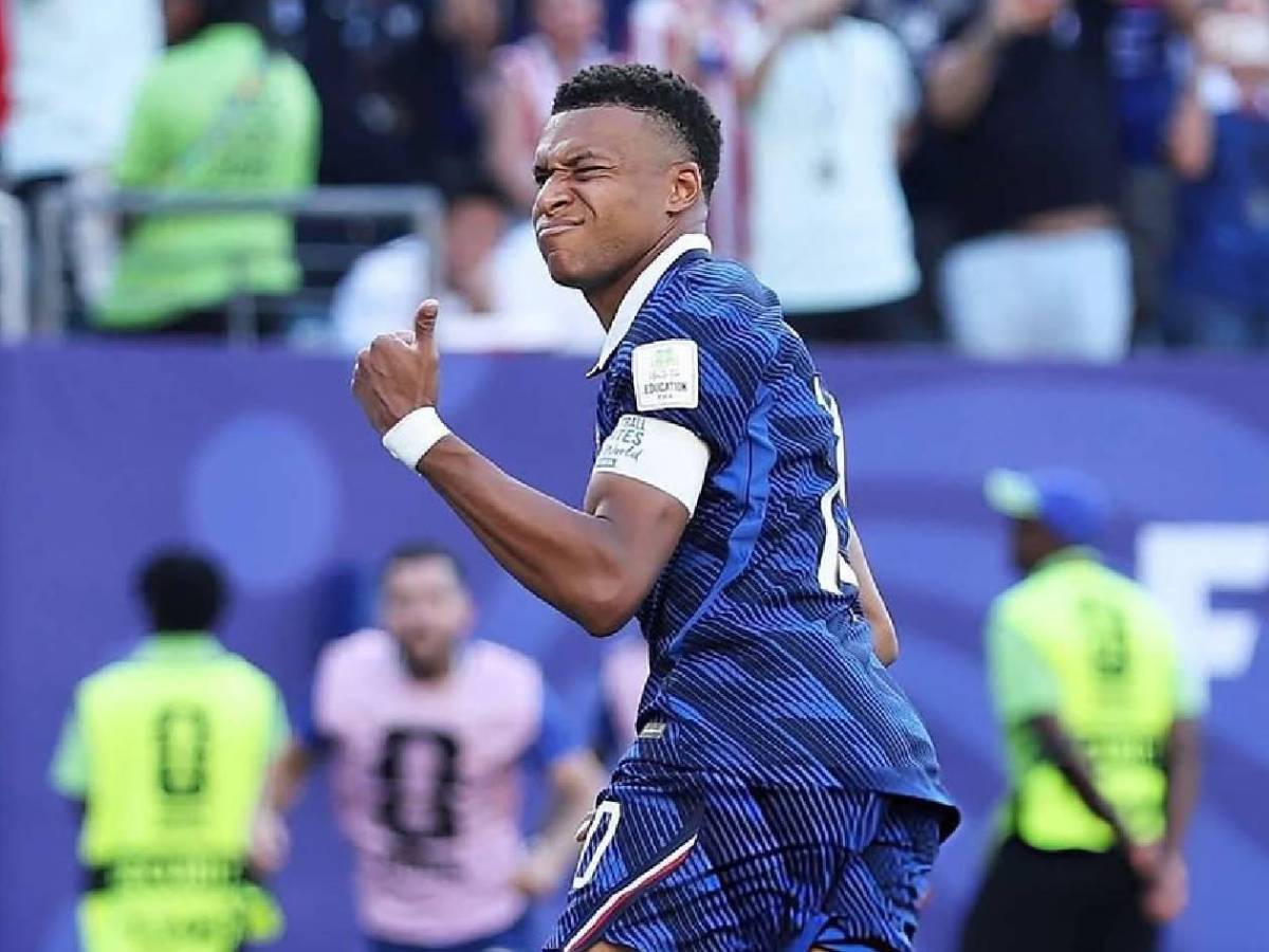 Cruce por el Balón de Oro: Mbappé responde a Dembélé y habla de su relación