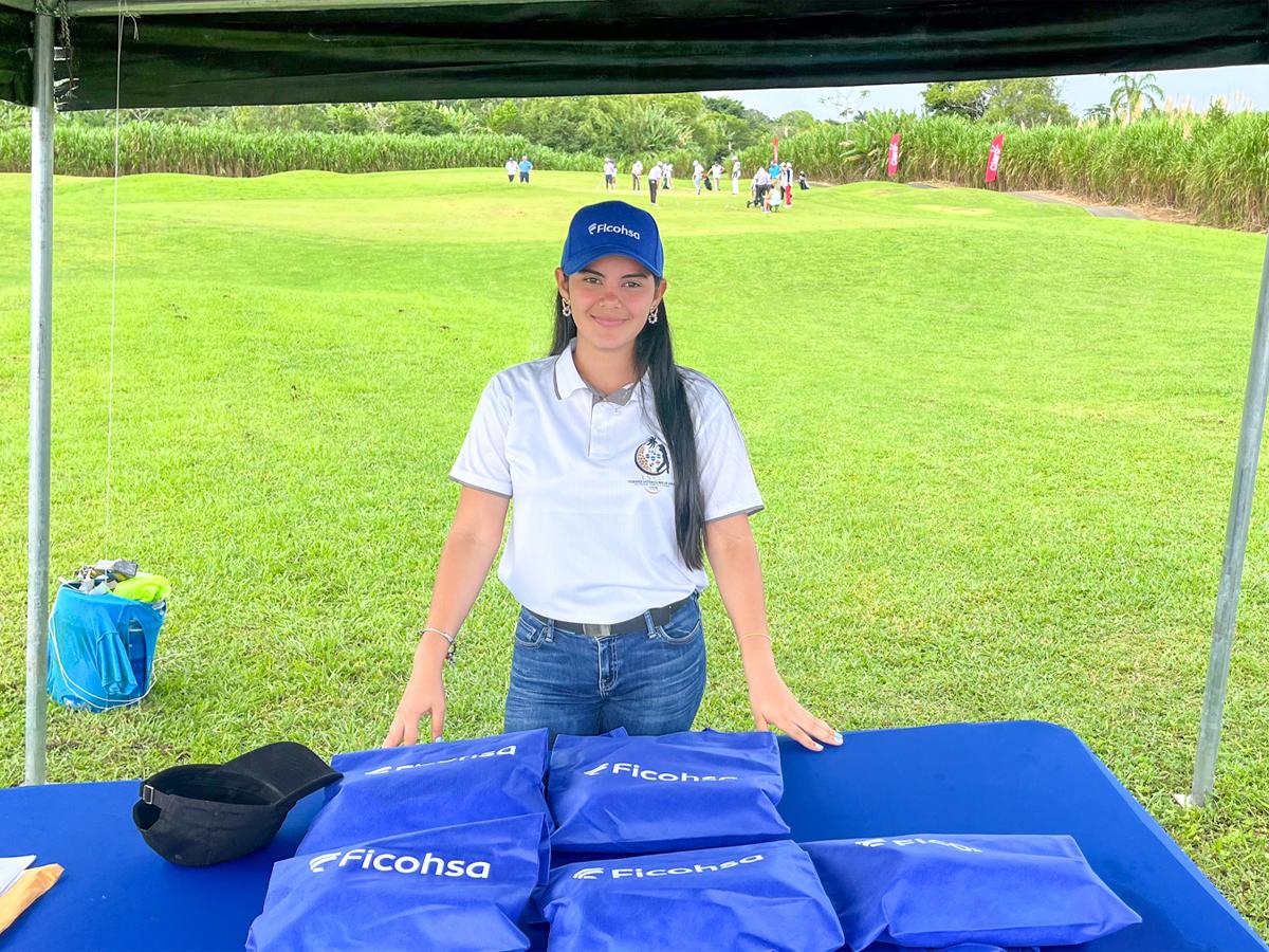 Banco Ficohsa presente en el Torneo de Golf.