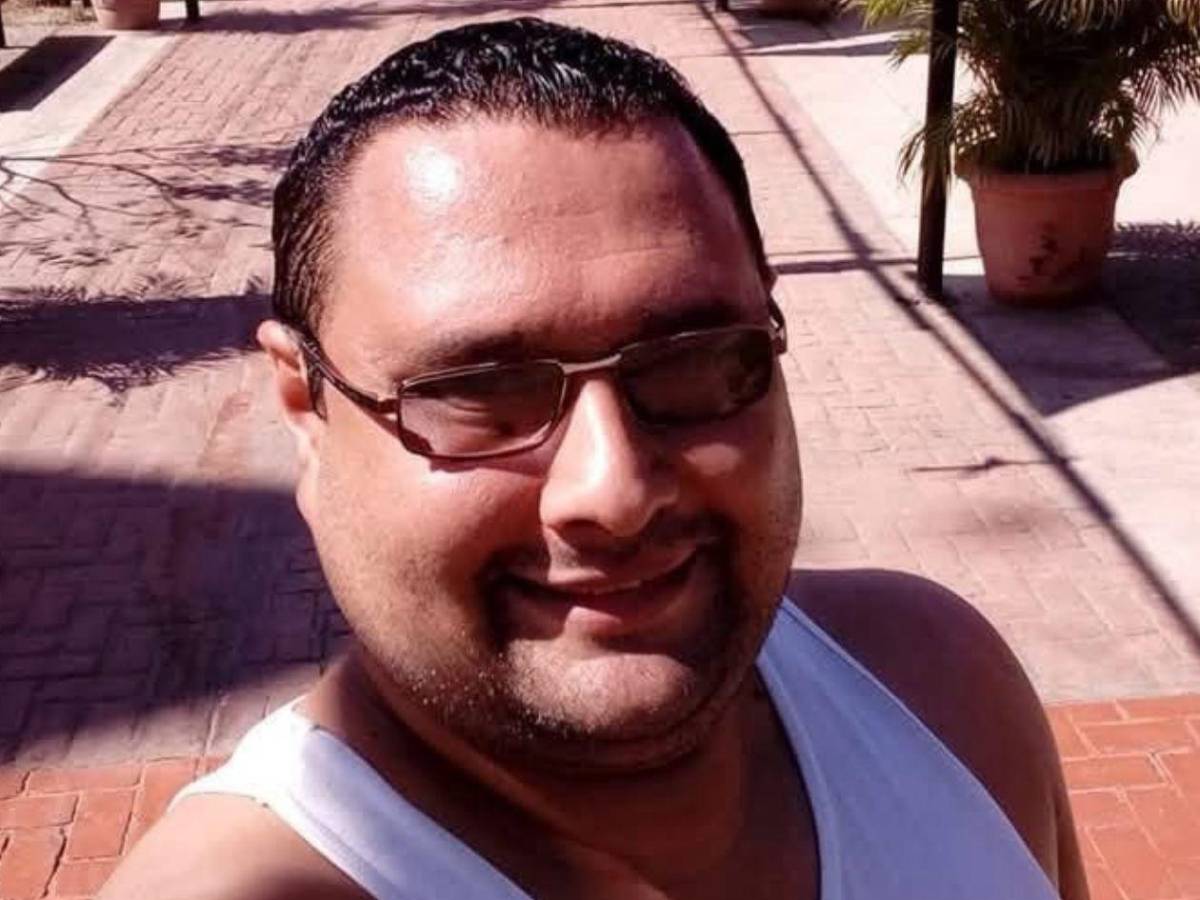 Óscar murió en accidente cuando iba con su esposa de viaje a Roatán