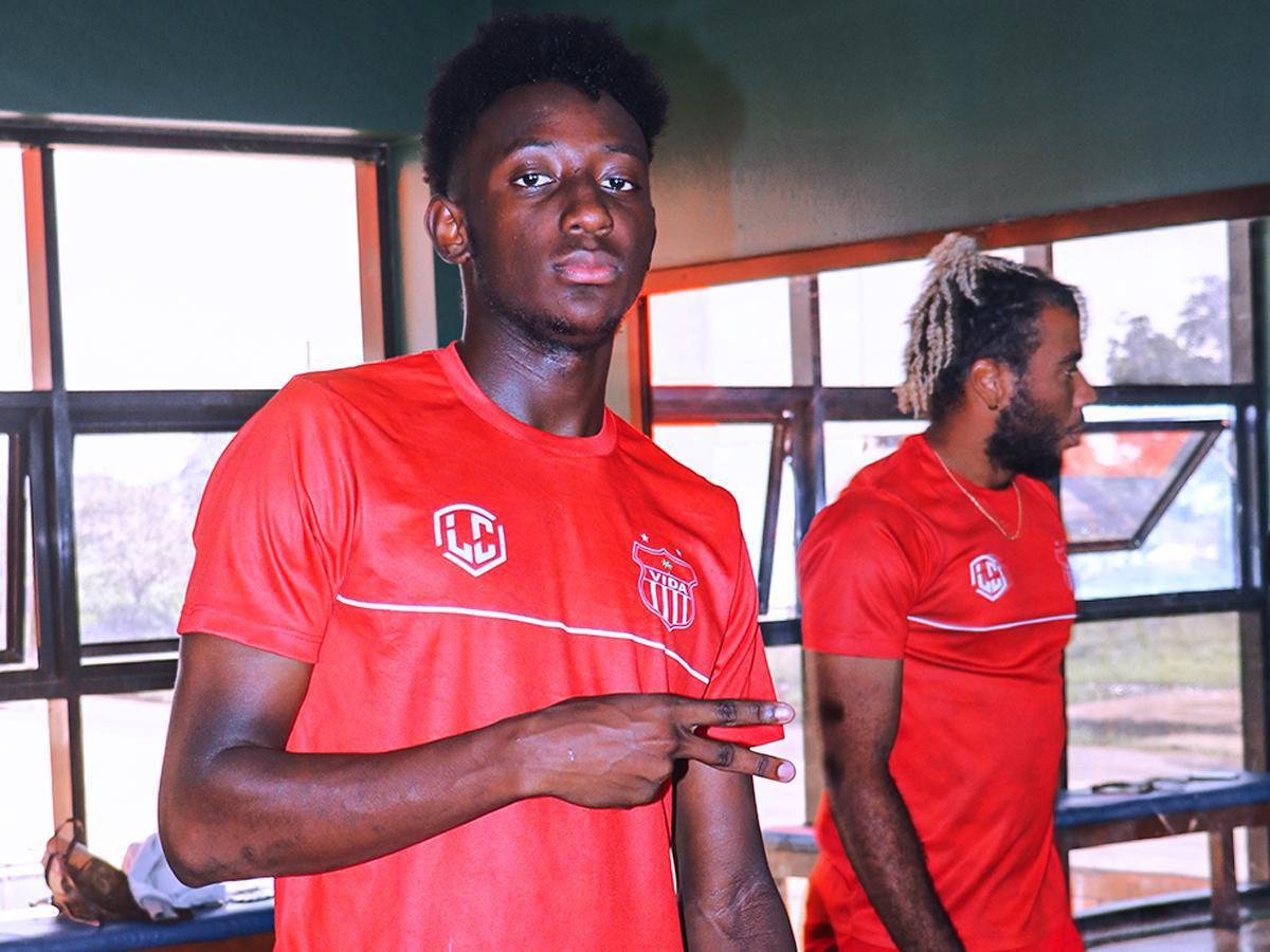 Antony García llegará a Motagua procedente del Club Deportivo y Social Vida.