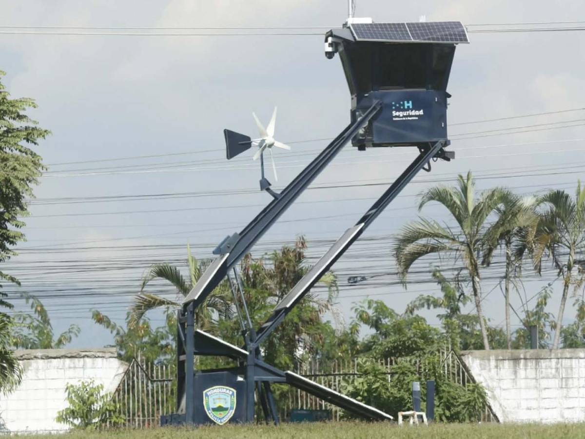 Marathón - Olimpia: Danna enamora, militares se adueñan y lindo homenaje