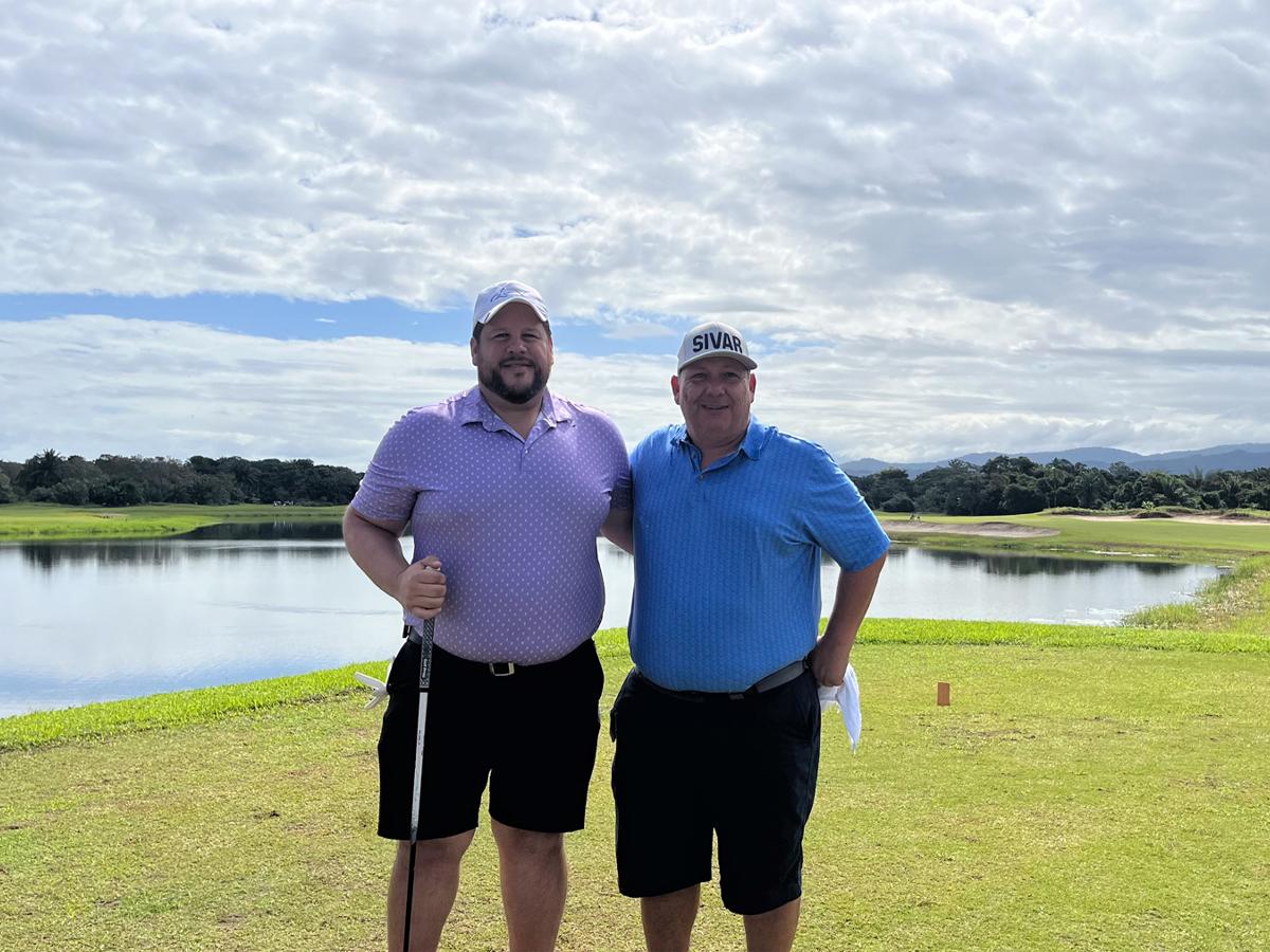 Las delegaciones de la rama masculina este día compitieron en sus tres categorías.