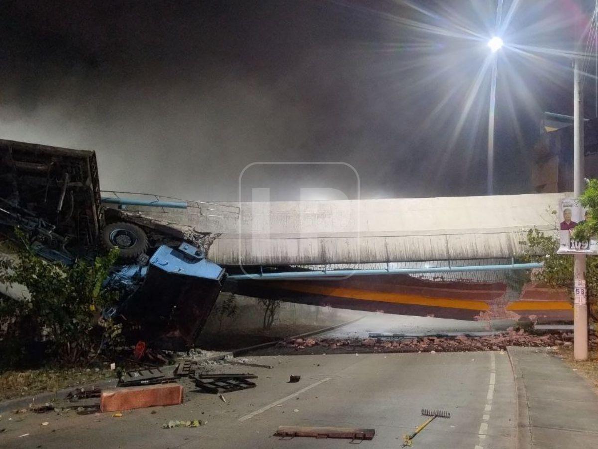 Conductor se salvó de milagro: las imágenes del puente colapsado en Tegucigalpa