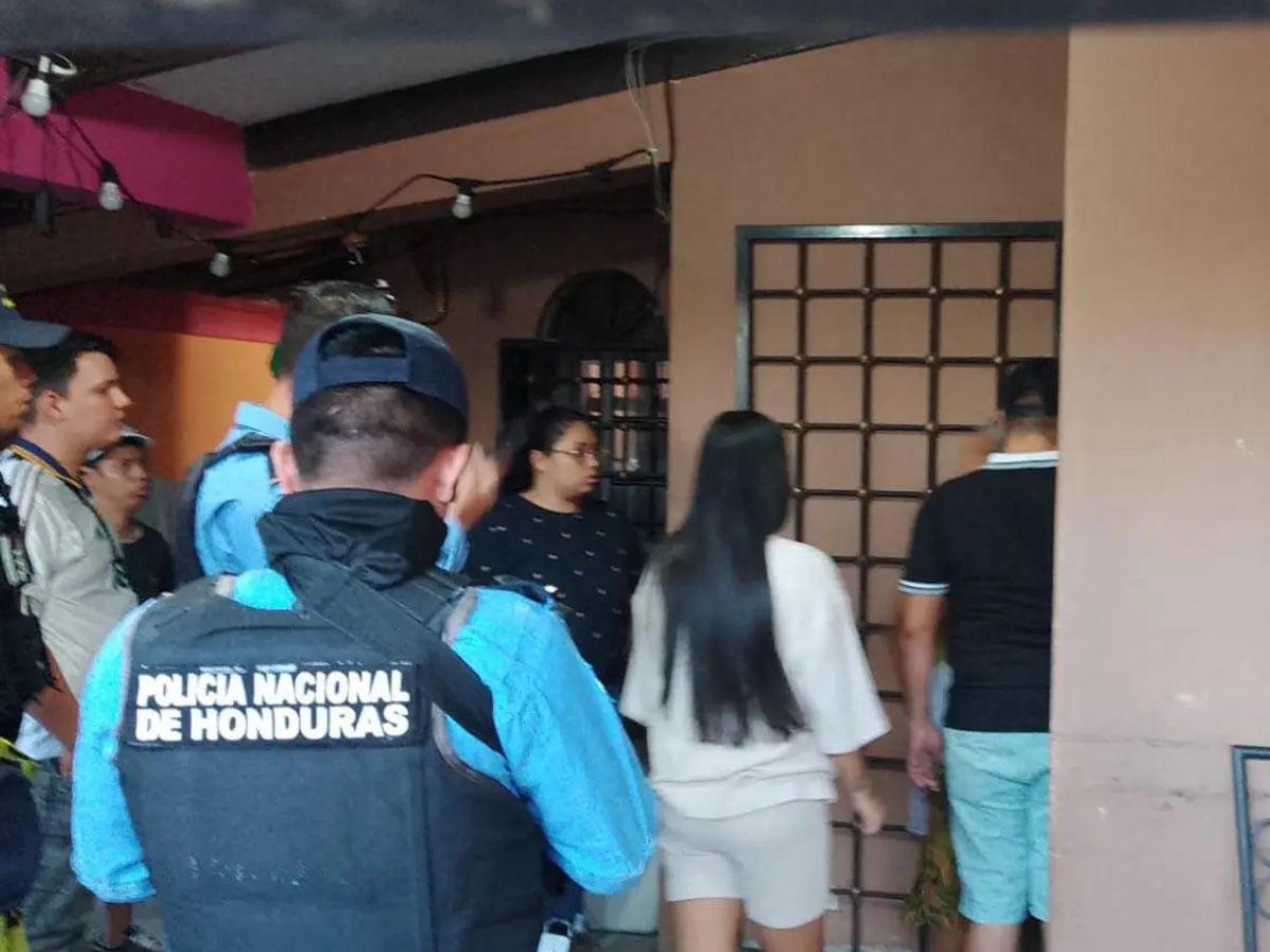 Estilista estaría implicada en crimen contra colombiano en reconocido salón de belleza