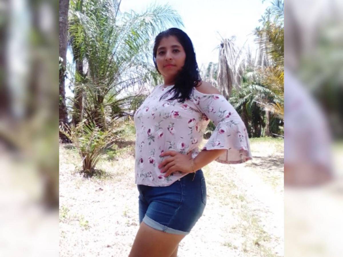 Pareja iba para el hospital con su hijito enfermo de neumonía y mueren al impactar con su moto