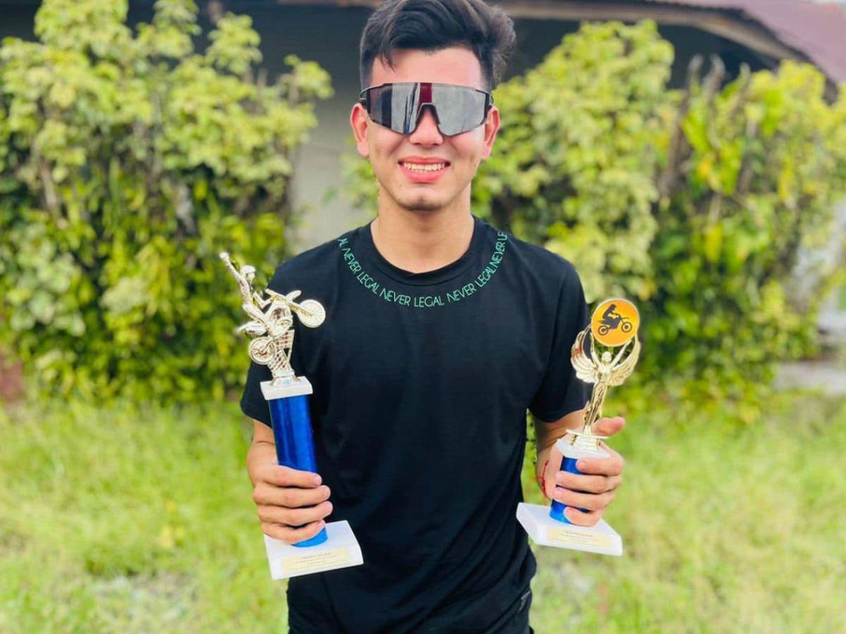 Pique en motocicleta termina en tragedia: así era Isan Perdomo, joven amante de las motos