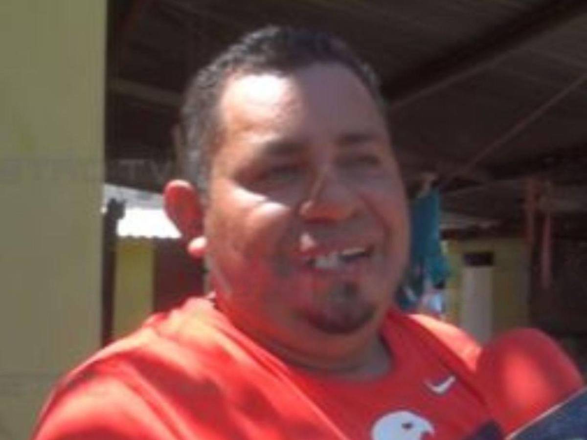 Hondureño halla a mono cepillándose los dientes en su casa