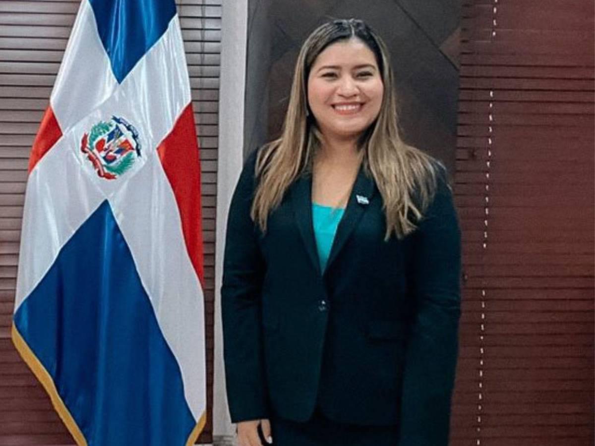 ¿Quién es Iris Audelly Acuña Huete, embajadora que Nicaragua retiró de Honduras?