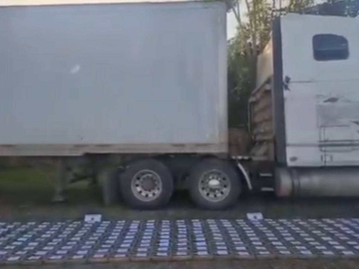 Capturan a hondureños por transportar droga con escudo de la UEFA Champions League