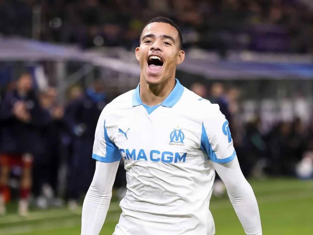 Bota de Oro 2025-26: Triplete de goleador amenaza a Mbappé, Haaland y Kane