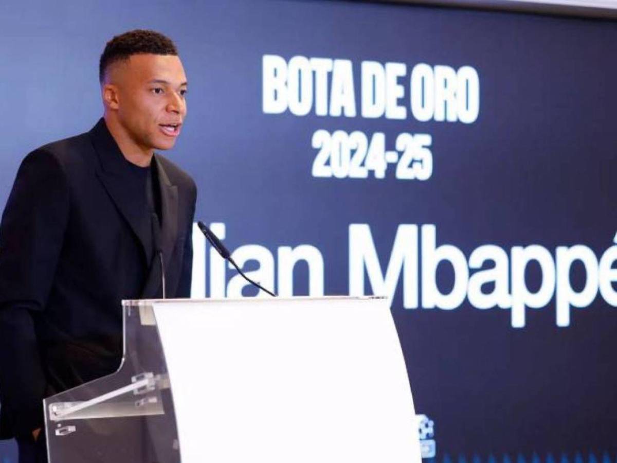 Mbappé recibe la Bota de Oro: lo que dijo y quiénes del Real Madrid lo acompañaron