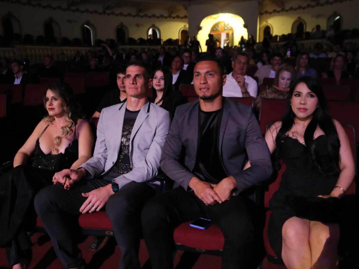 Shin Fujiyama fue galardonado: ellos fueron los ganadores de los Premios DIEZ