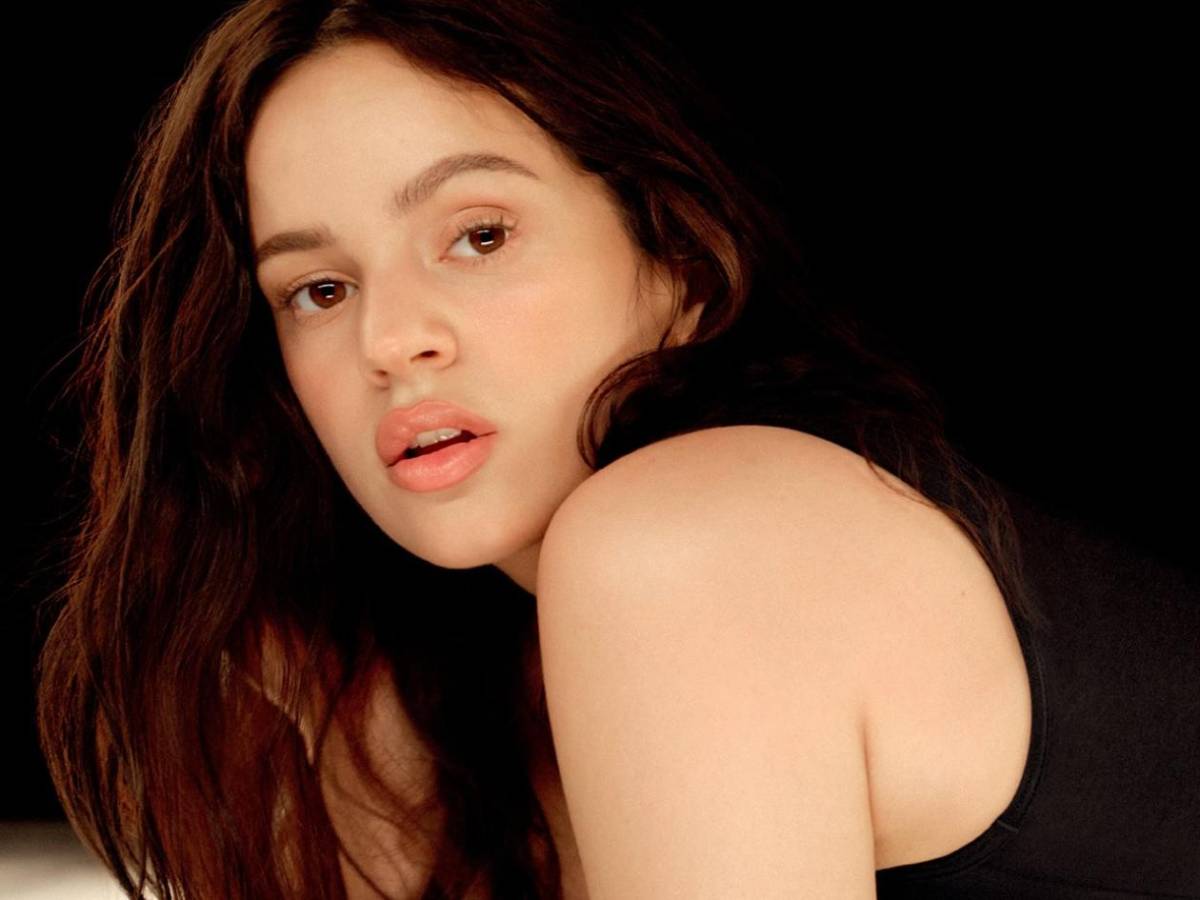 Bella y sensual: Rosalía posa en ropa interior para campaña de Calvin Klein