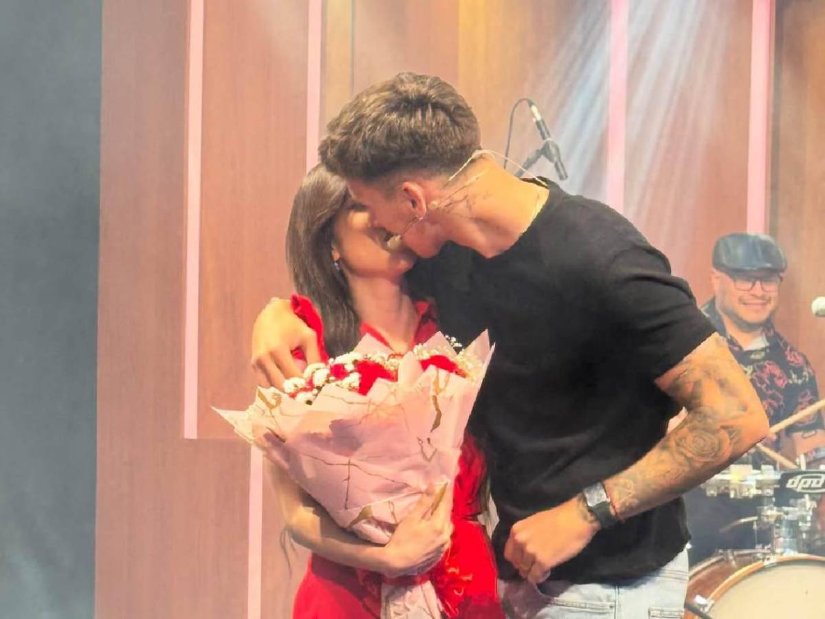 Rodrigo Auzmendi sorprende a Laura Meza: hace confesión sobre su relación