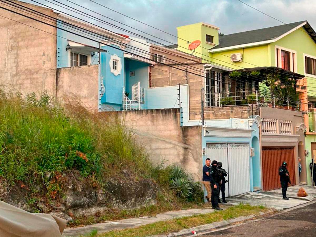 El ministro de Seguridad, Gustavo Sánchez, destacó el operativo y las capturas.