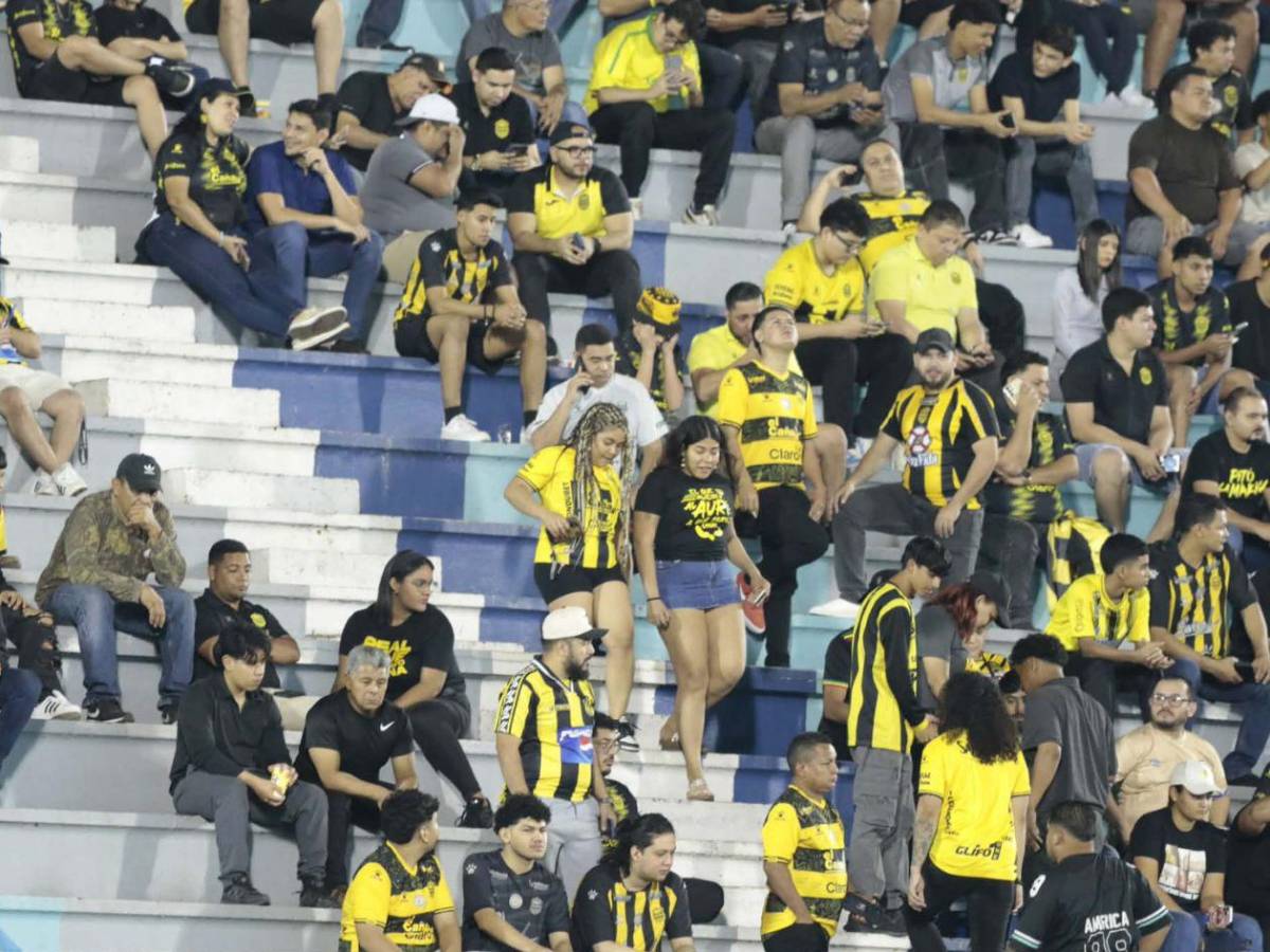 ¿Quién es la chica de amarillo? Ambientazo y locura por Son en la previa del Real España-LAFC