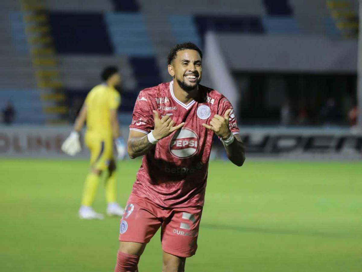 Motagua celebra el liderato, tristeza del Victoria y chicas cautivaron en La Ceiba