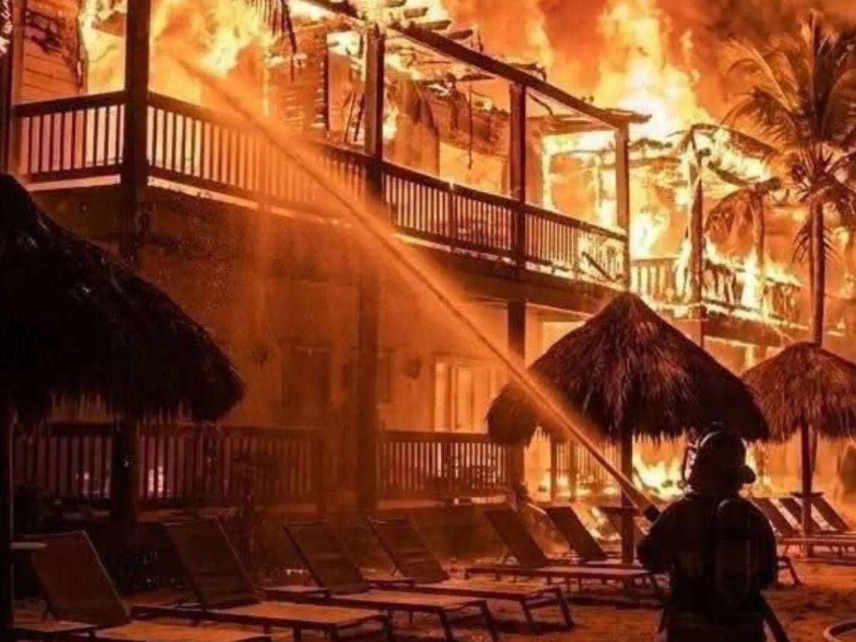 Del paraíso al desastre: El antes y el después del Hotel Fantasy Island de Roatán