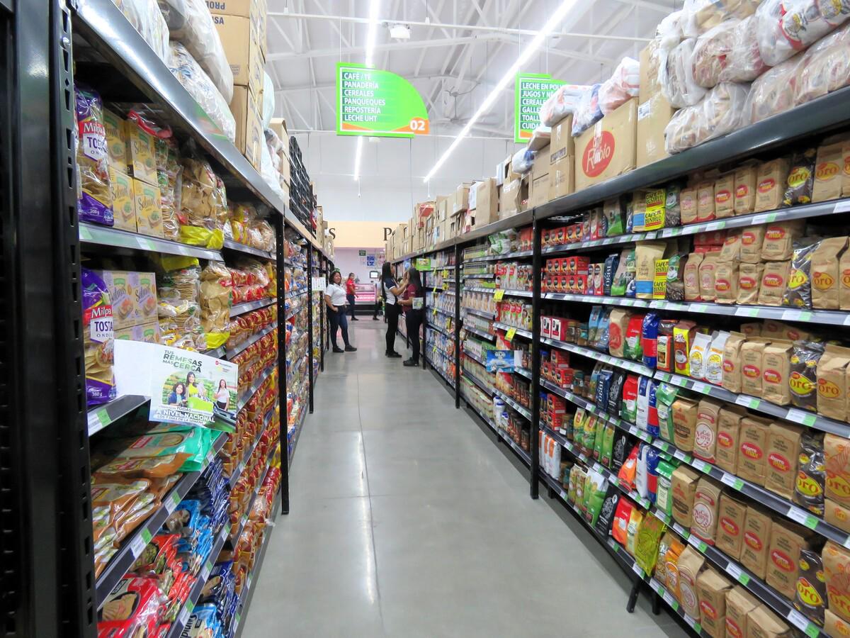 Supermercados La Colonia apertura nueva tienda en el sector López Arellano