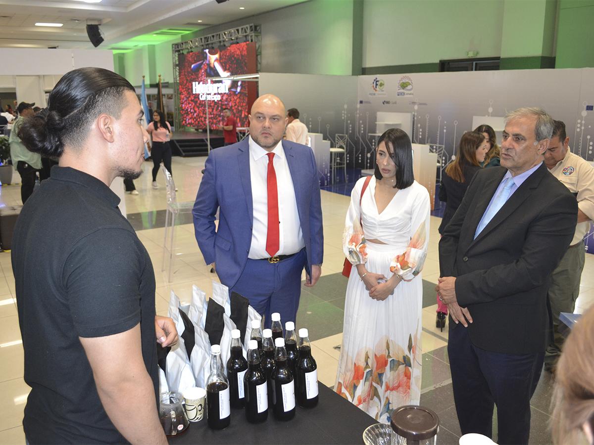 Productores de todo el país tuvieron la oportunidad de mostrar sus productos derivados del café.