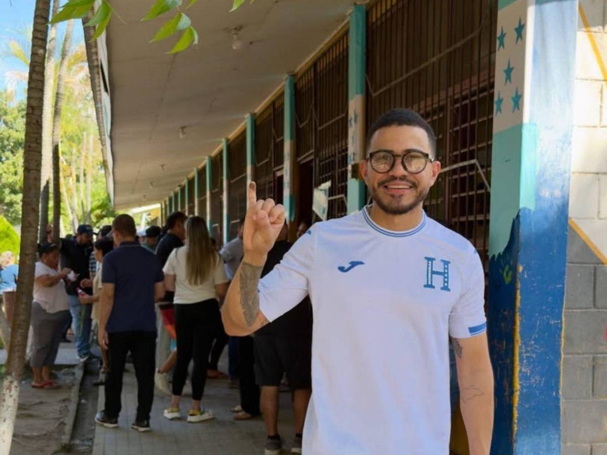 Hijos de Morazán, pastor German Ponce e influencers ejercen su voto