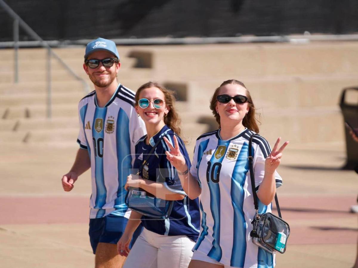 Las bellezas del Argentina vs Honduras: chicas roban miradas en Estados Unidos