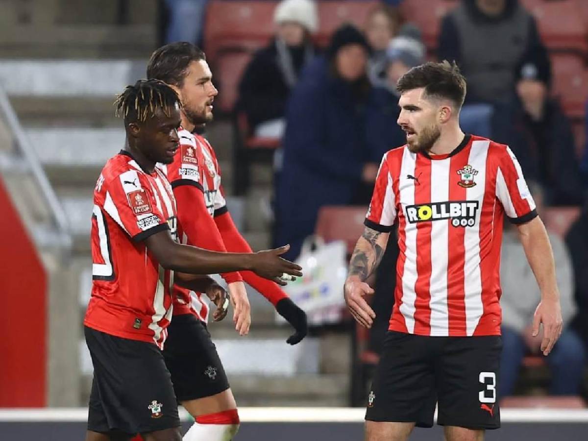 El peor equipo de la Premier desciende a falta de siete fechas; toman decisión