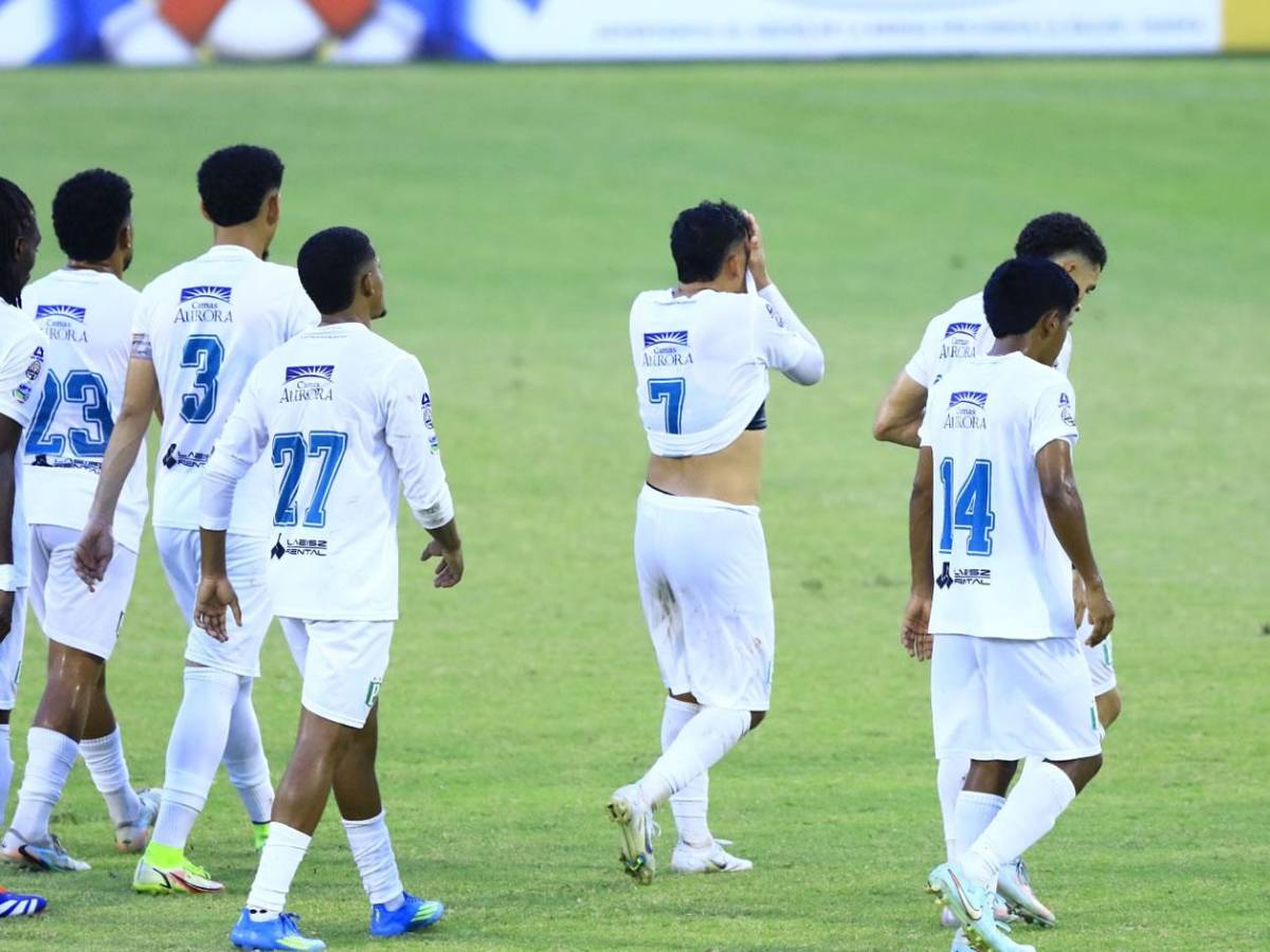 Olimpia celebró en el Clásico, enfado de Platense, sorpresivo regreso y bellas chicas