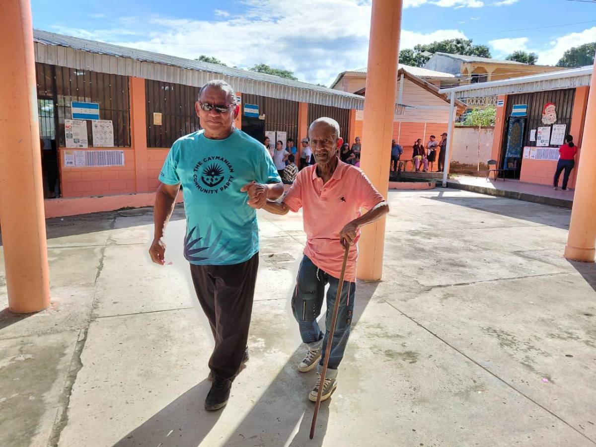 La Ceiba vota: Adultos mayores y personas con discapacidad destacan en las elecciones