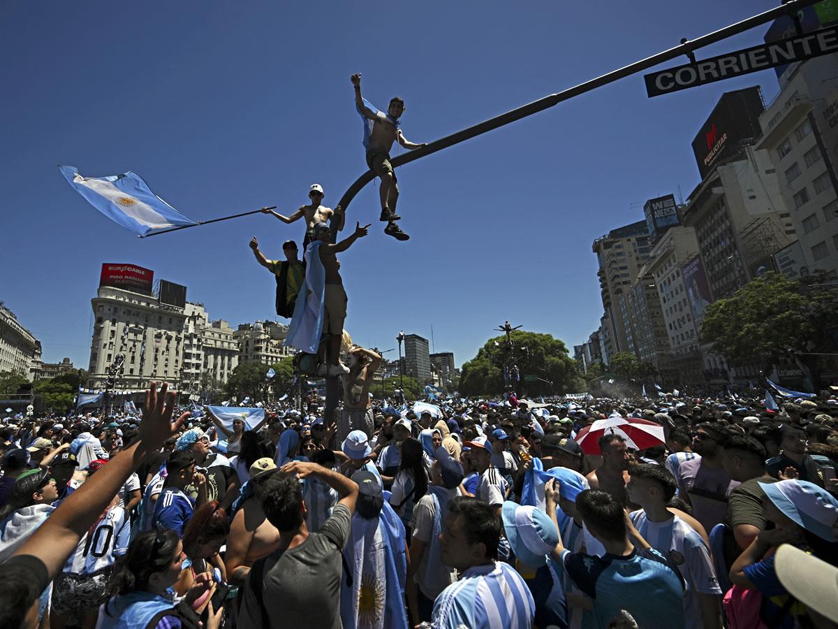 Dos hinchas muertos en Argentina en festejos del título mundial