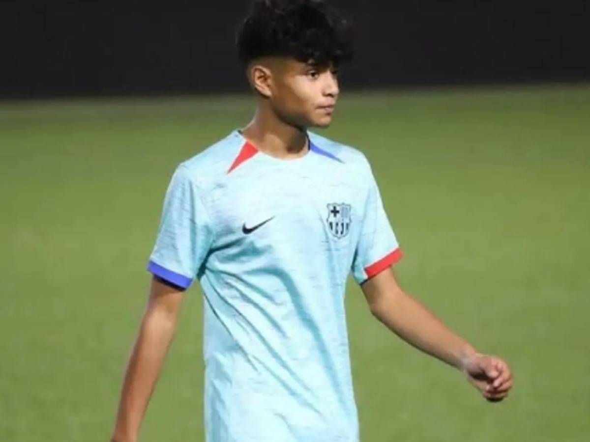 ¿Quién es el chico del Barcelona que cambió a España por Honduras?