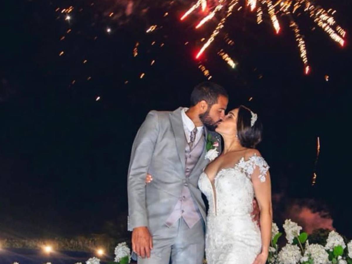 Hermanas, abogada, pomponera: Novias y esposas de seleccionados de Honduras