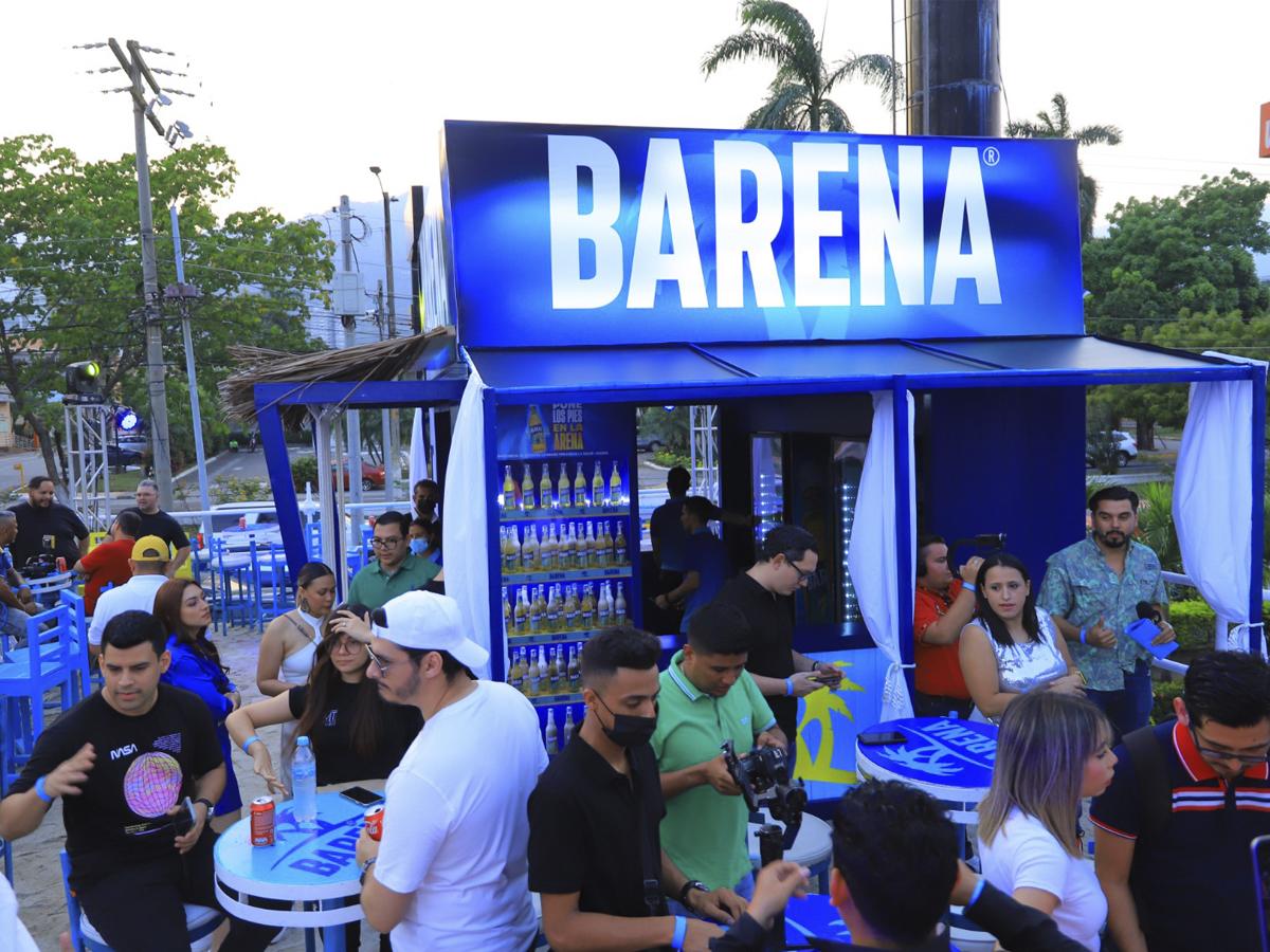 El Bar de Arena Pop-Up ubicado en la ciudad de San Pedro Sula fue el escenario perfecto donde Barena y la arena fueron protagonistas.
