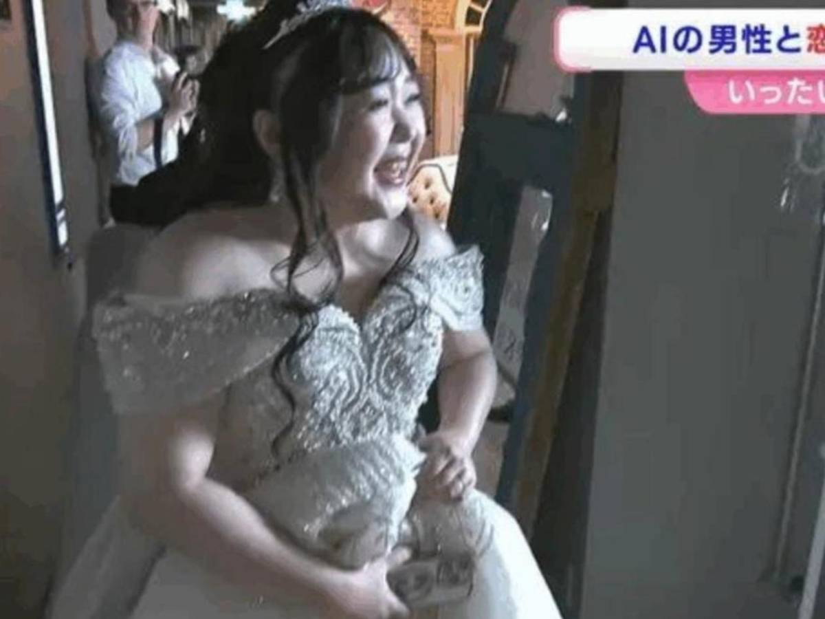 Mujer japonesa se casa con hombre creado con ChatGPT