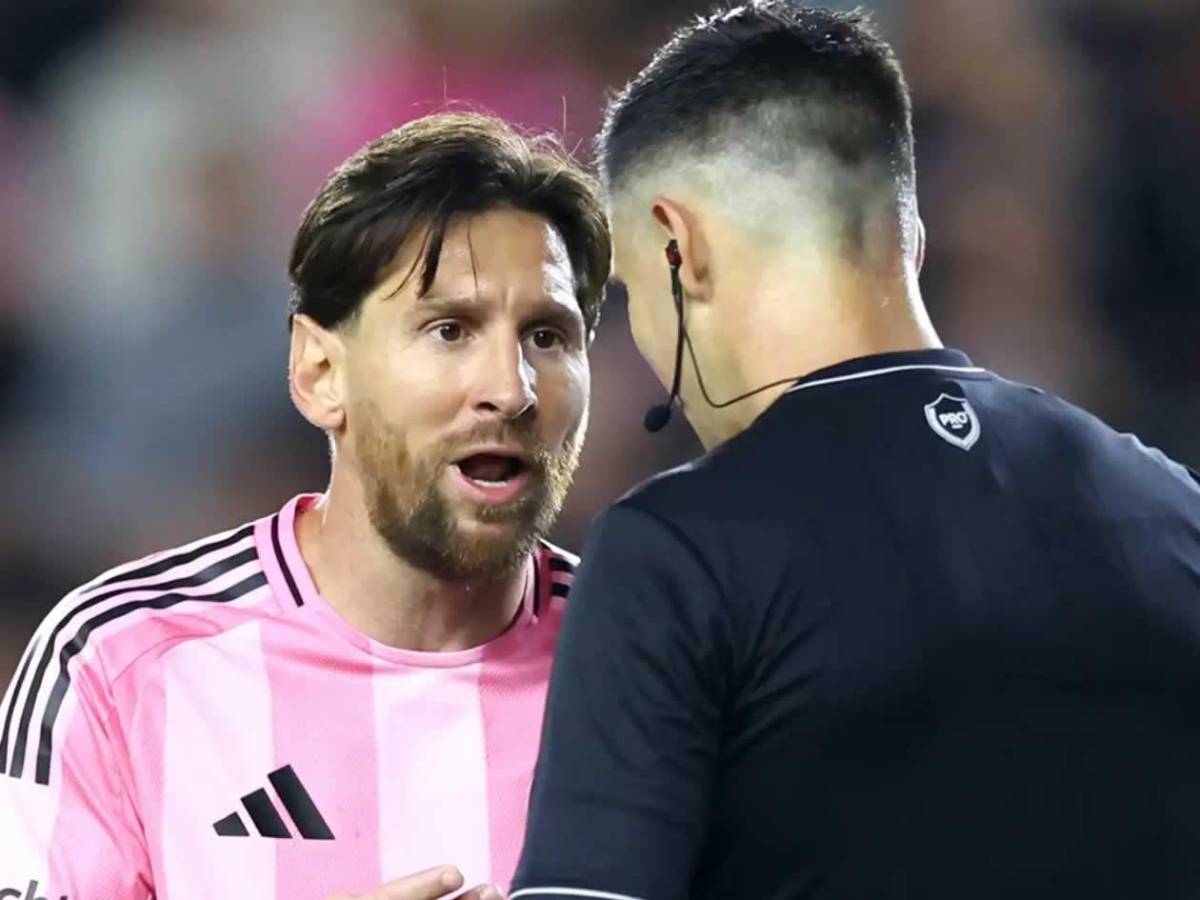 Nuevas reglas en el fútbol: VAR, porteros en peligro y fuera de juego