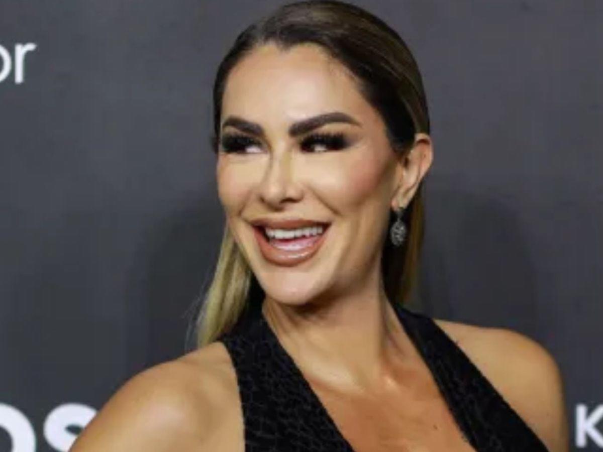 Ninel Conde responde a críticas por abusar del botox: “La que puede, puede”