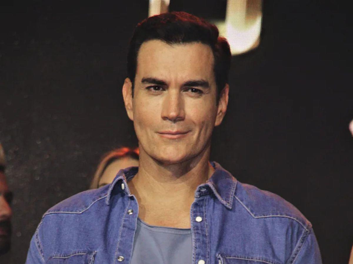 Pedro Sola asegura que David Zepeda es homosexual