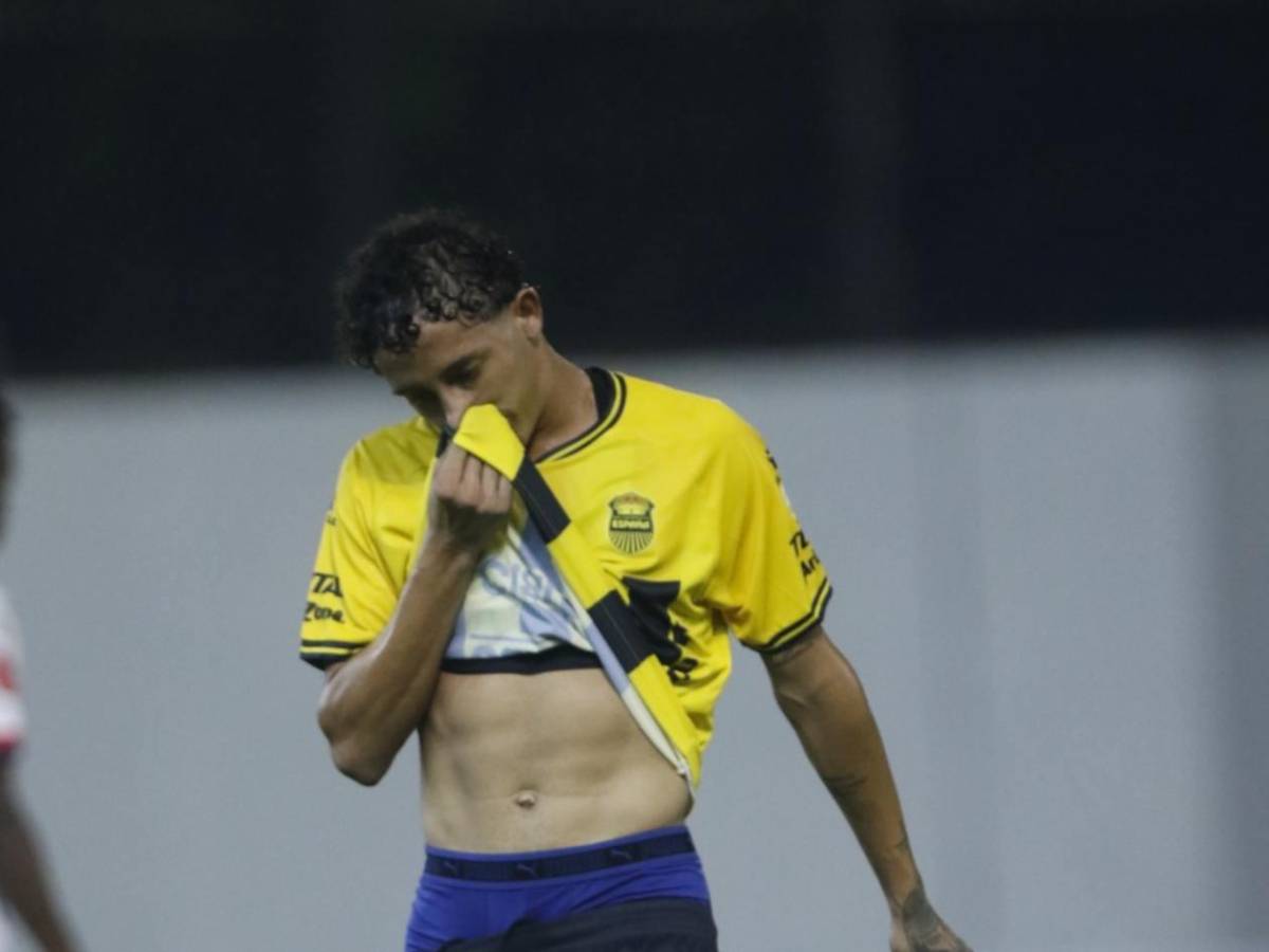 Real España celebra, Olimpia sufre y discusión de compañeros, culpable y desmayo