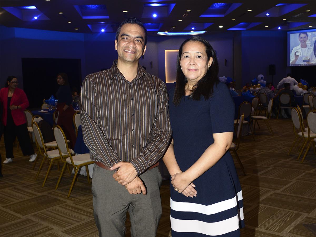 Los colaboradores y ejecutivos de los diferentes departamentos y ciudades se reunieron para ser parte de la celebración del 62 aniversario de Laboratorios Finlay.