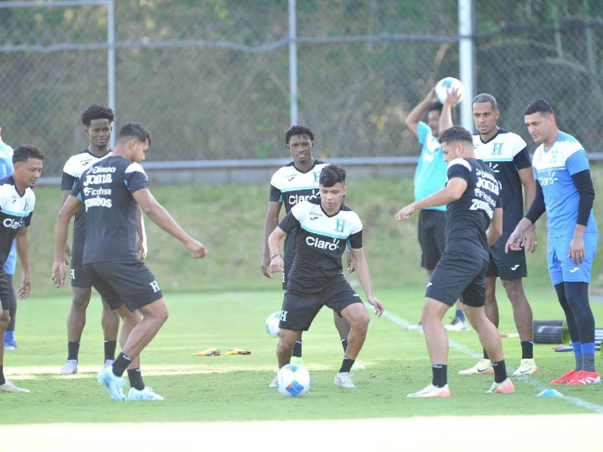 Primer entreno de Mathías Vázquez con Honduras: caras nuevas y sorpresas