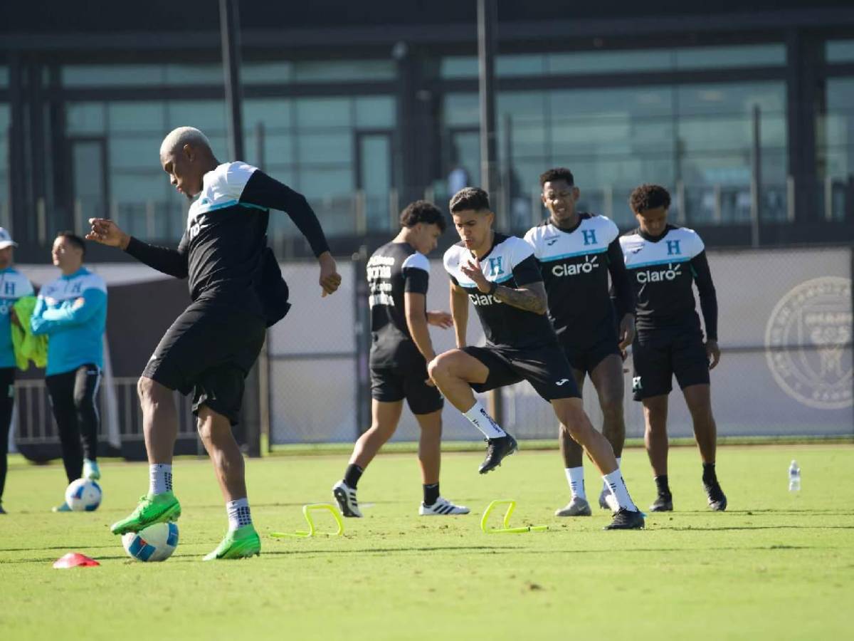 Futbolista fue rapado en la Selección de Honduras: sorprendió con su look