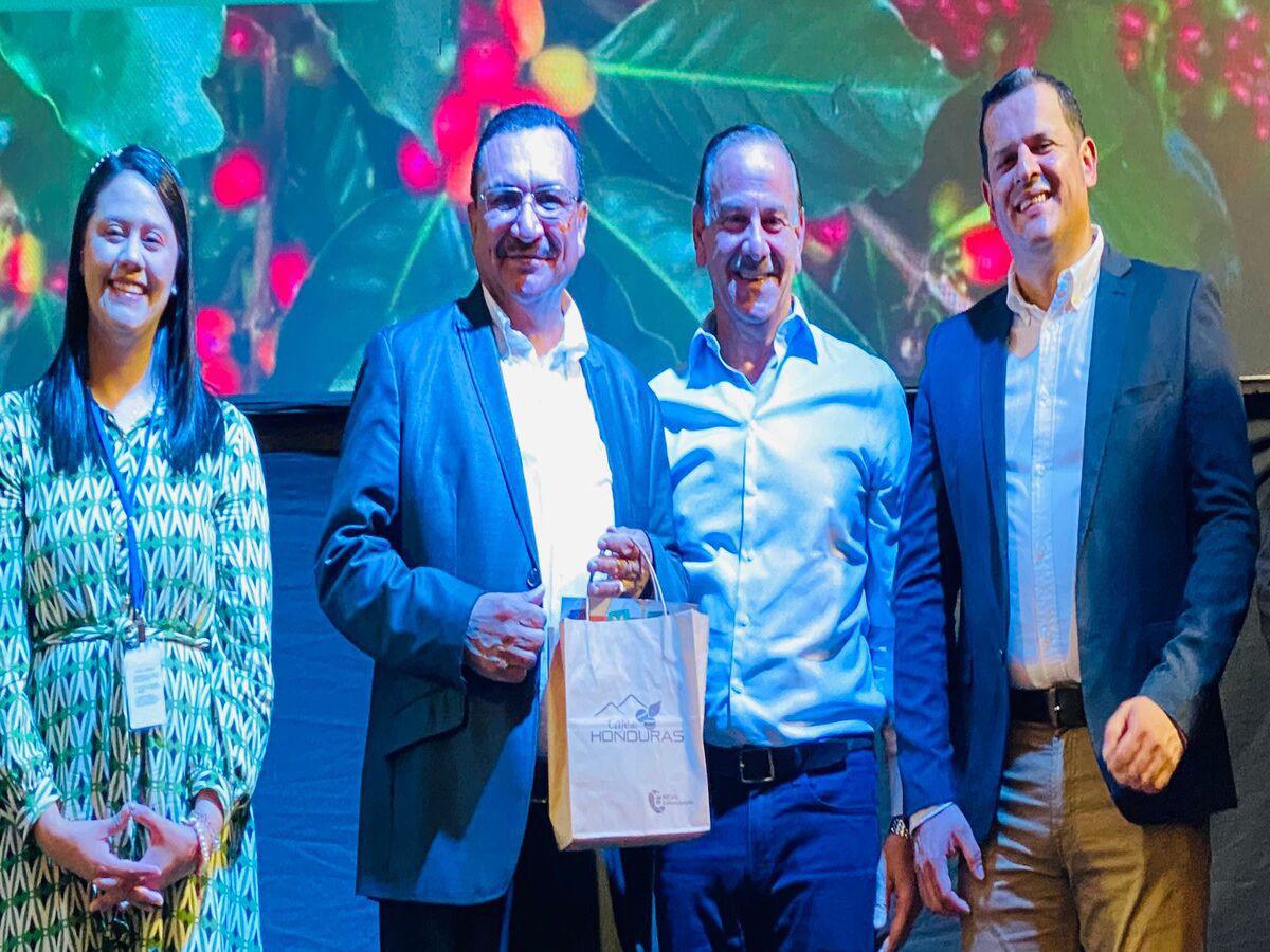 Espresso Americano presente en la vigésima edición de la Taza Excelencia