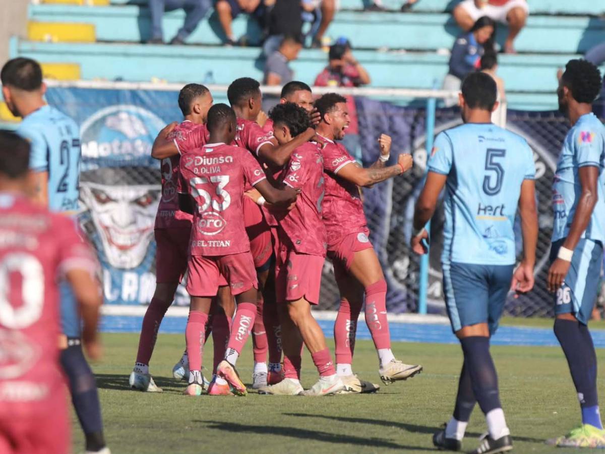 Rodrigo de Olivera destroza a Génesis, Elis sorprende y bella esposa de exfutbolista