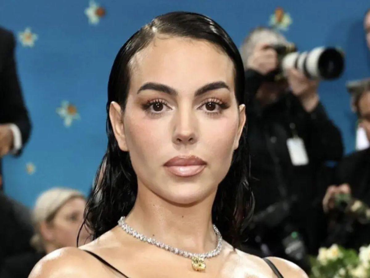 Comparan a Georgina Rodríguez con la princesa Diana en la Met Gala 2025