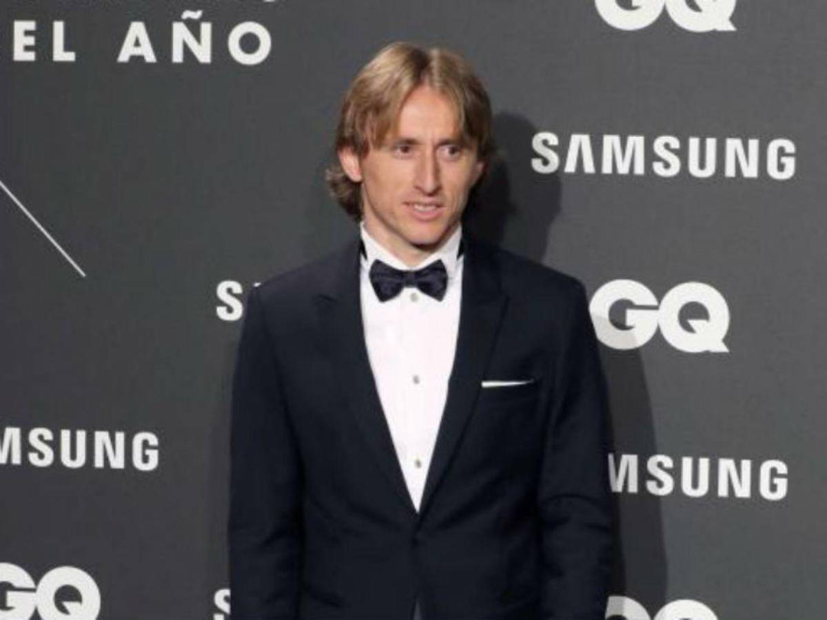Luka Modric enfurece al Real Madrid: decidió donar su Balón de Oro a otro equipo