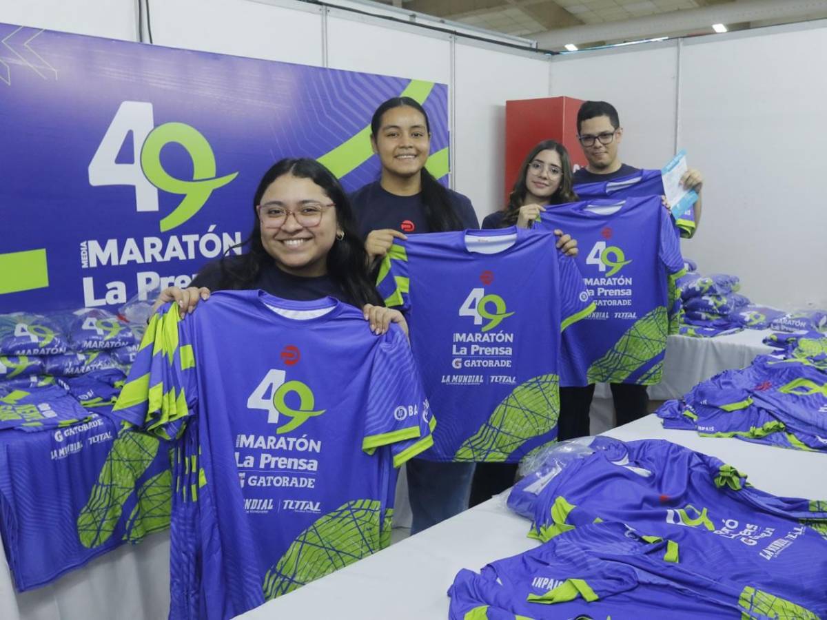 Gran algarabía de miles de corredores con la Expomaratón previo al gran día