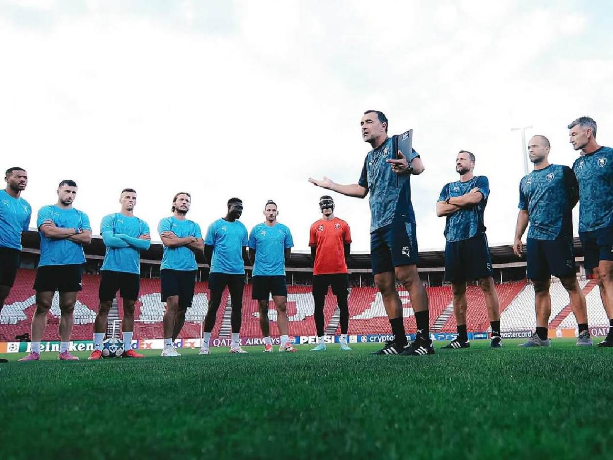 Reconocida figura regresa a Champions a sus 38 años: jugará con el equipo más humilde