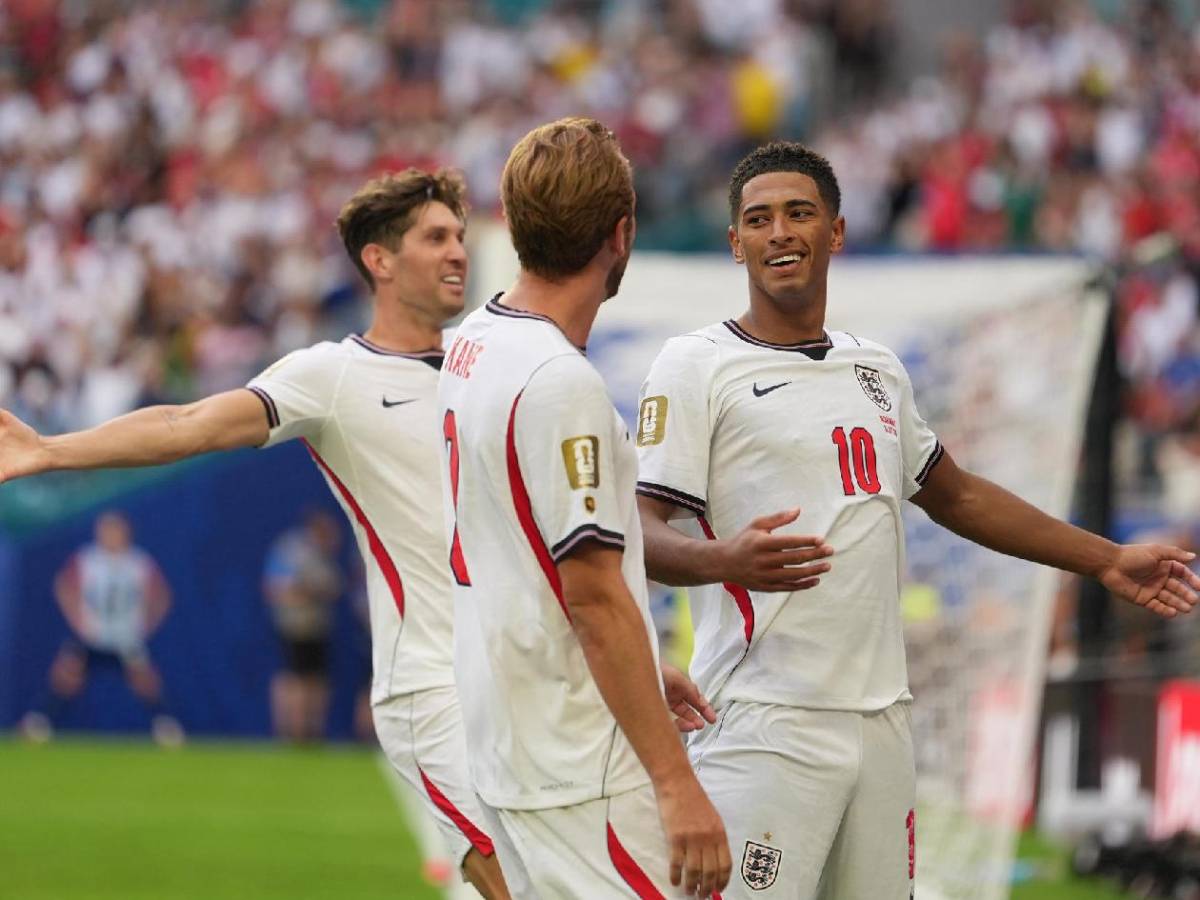 El escándalo en gol de Bellingham, quejas de Noruega, el villano y festejo de Inglaterra