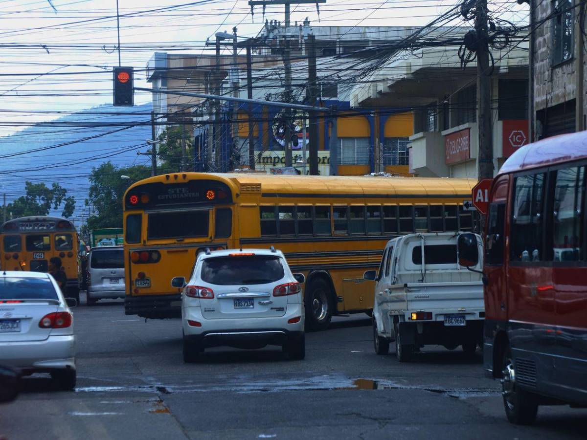 ¿Cuáles son las infracciones de tránsito que más cometen los conductores de buses rapiditos?